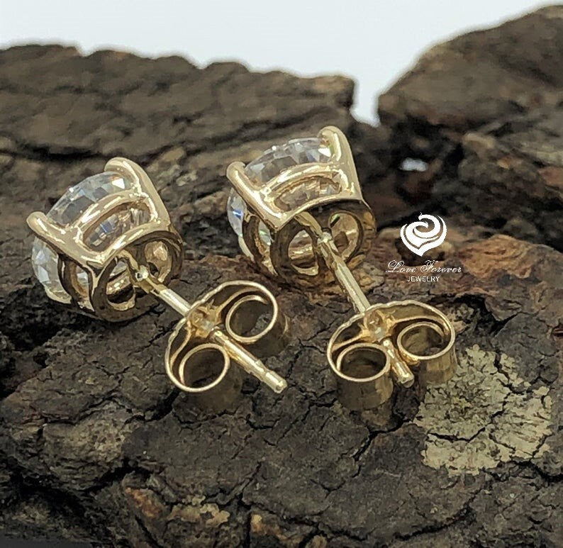 Studs Earring Moissanite Earring in 14k Gold FOREVER ONE D-F Color Round Cut Certified Moissanite in 1ct to 6ct Basket Earring
