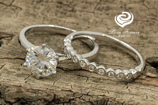 Bridal Set in 14k White Gold, 1.25 CT Round Cut Wedding Set, White Gold Moissanite Engagement Set, Forever One Moissanite