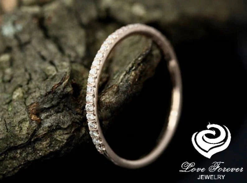 Morganite Bridal Set In 14K Rose Gold, Morganite Round Engagement Ring, Round Diamond Halo Set, Morganite Engagement Ring, Diamond Matching Band