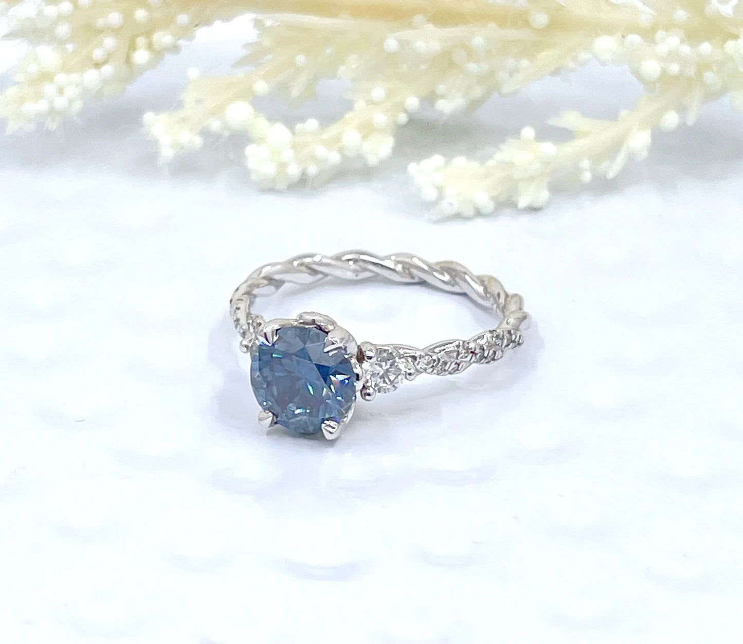 1.25 CT Round Cut Engagement Ring in 14k White Gold, Vivid Blue Moissanite Ring, Diamond Solitaire Ring, Anniversary Ring