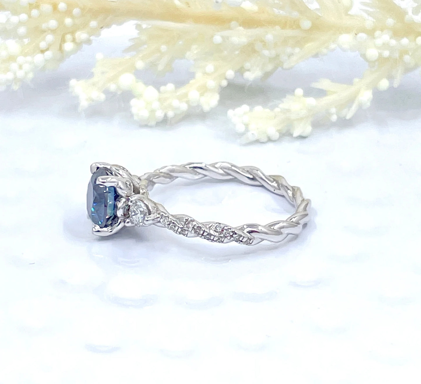 1.25 CT Round Cut Engagement Ring in 14k White Gold, Vivid Blue Moissanite Ring, Diamond Solitaire Ring, Anniversary Ring