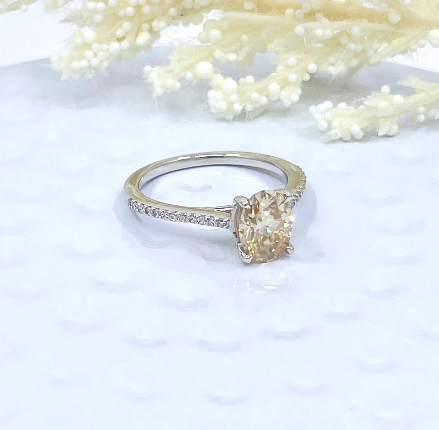 Champagne moissanite 2025