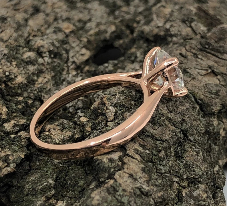 2 CT Round Cut Engagement Ring, 14k Rose Gold Moissanite Engagement Ring, Moissanite Solitaire Ring, Moissanite Wedding Ring