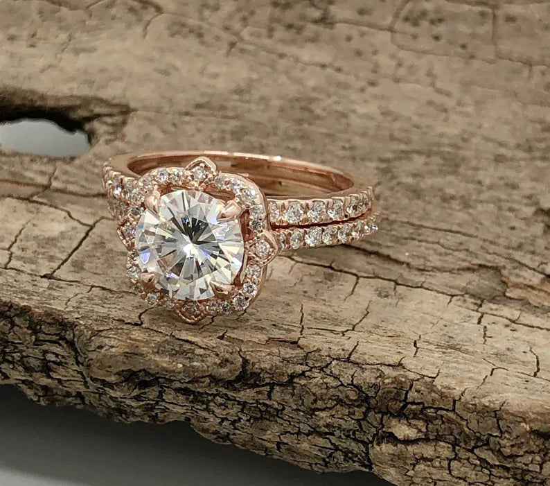 Rose Gold Bridal Set In 14k, Round Cut Engagement Set, Diamond Halo Wedding Set, Forever One Moissanite Bridal Set, Diamond Wedding Set