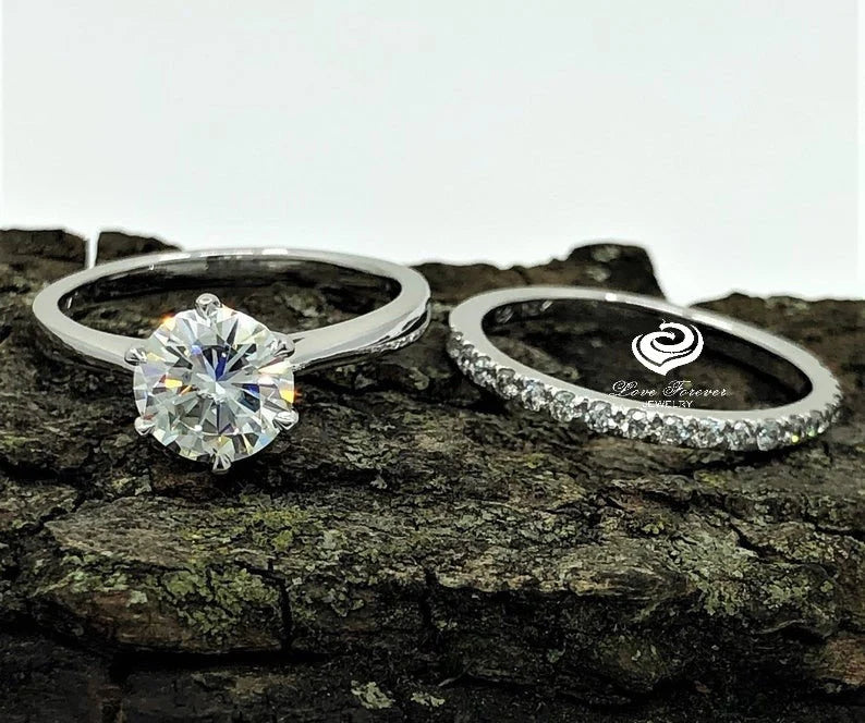 1.25 CT Round Engagement Ring Set In 14k White Gold Simple